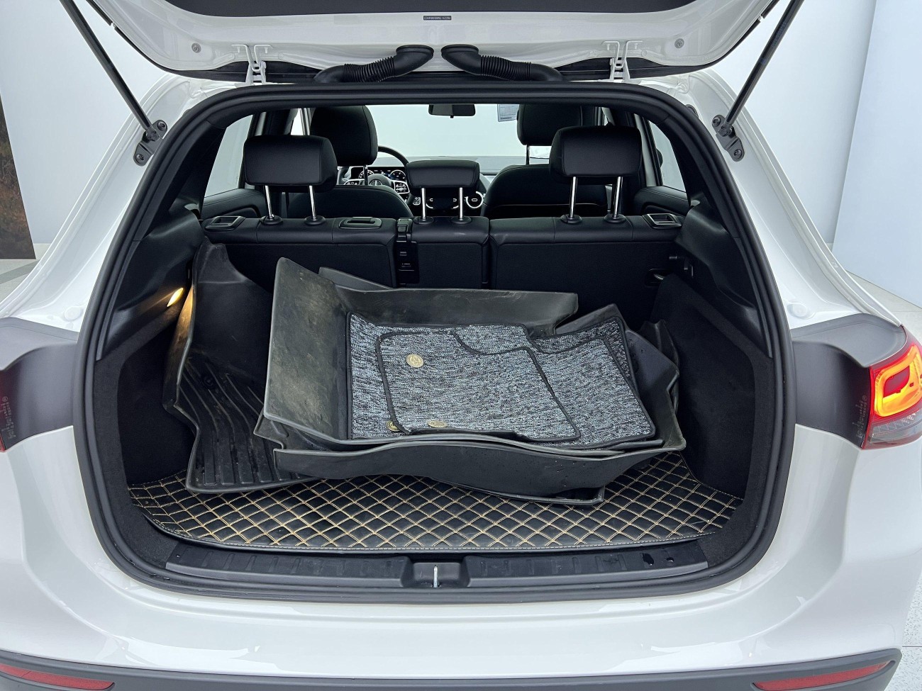 Mercedes-Benz GLA 200 2022