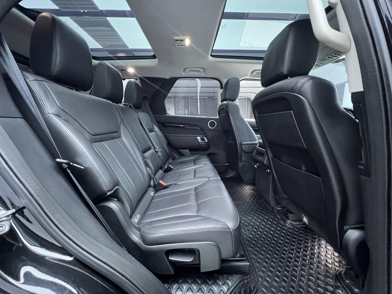 Land Rover Discovery 2018