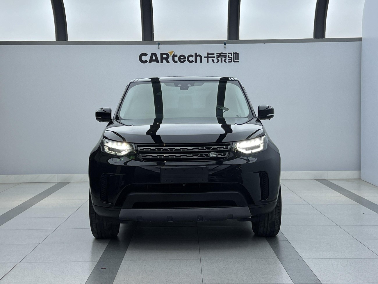 Land Rover Discovery 2018