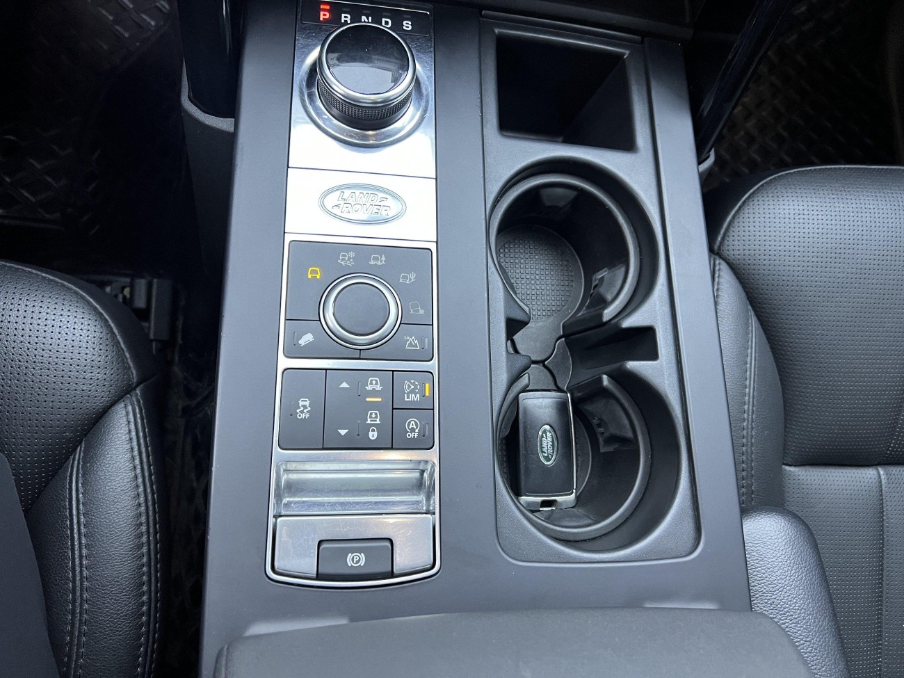 Land Rover Discovery 2018