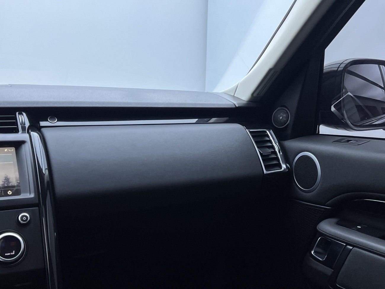 Land Rover Discovery 2018