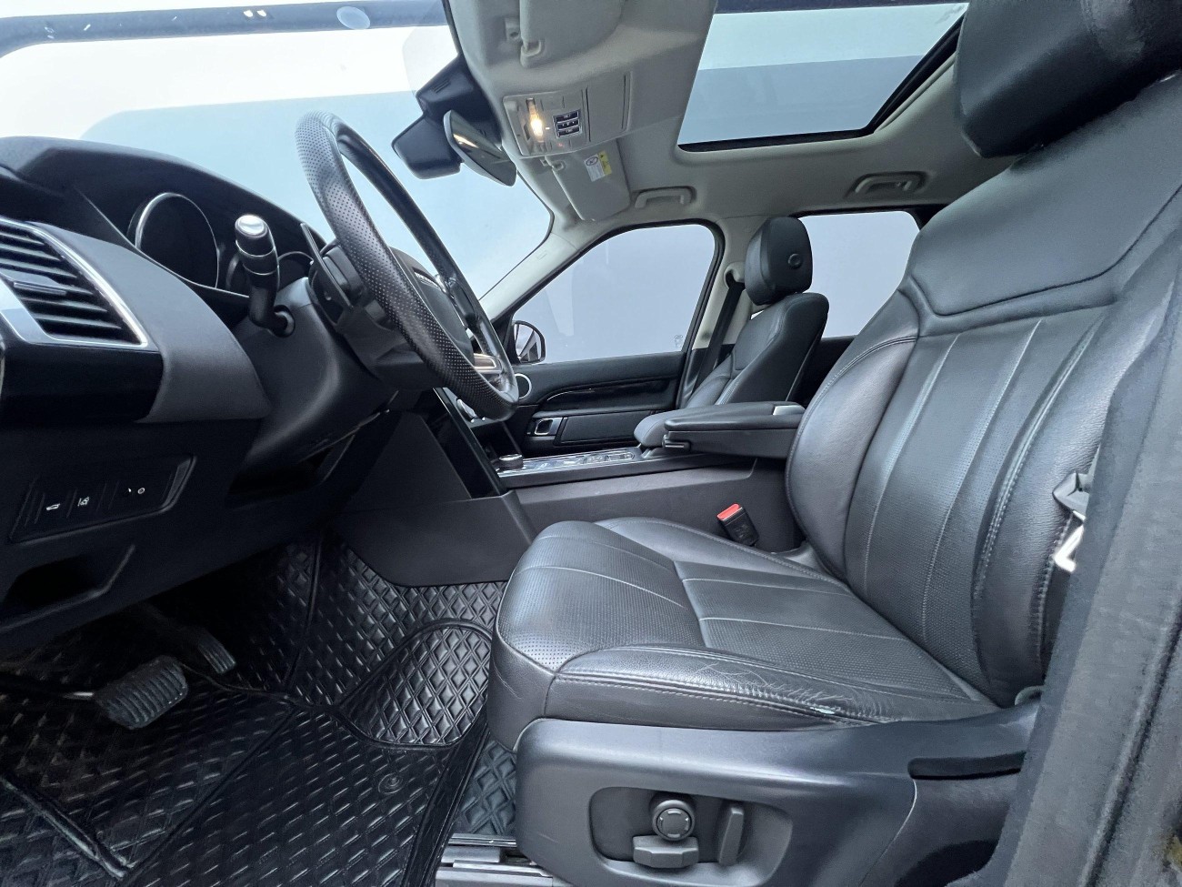 Land Rover Discovery 2018