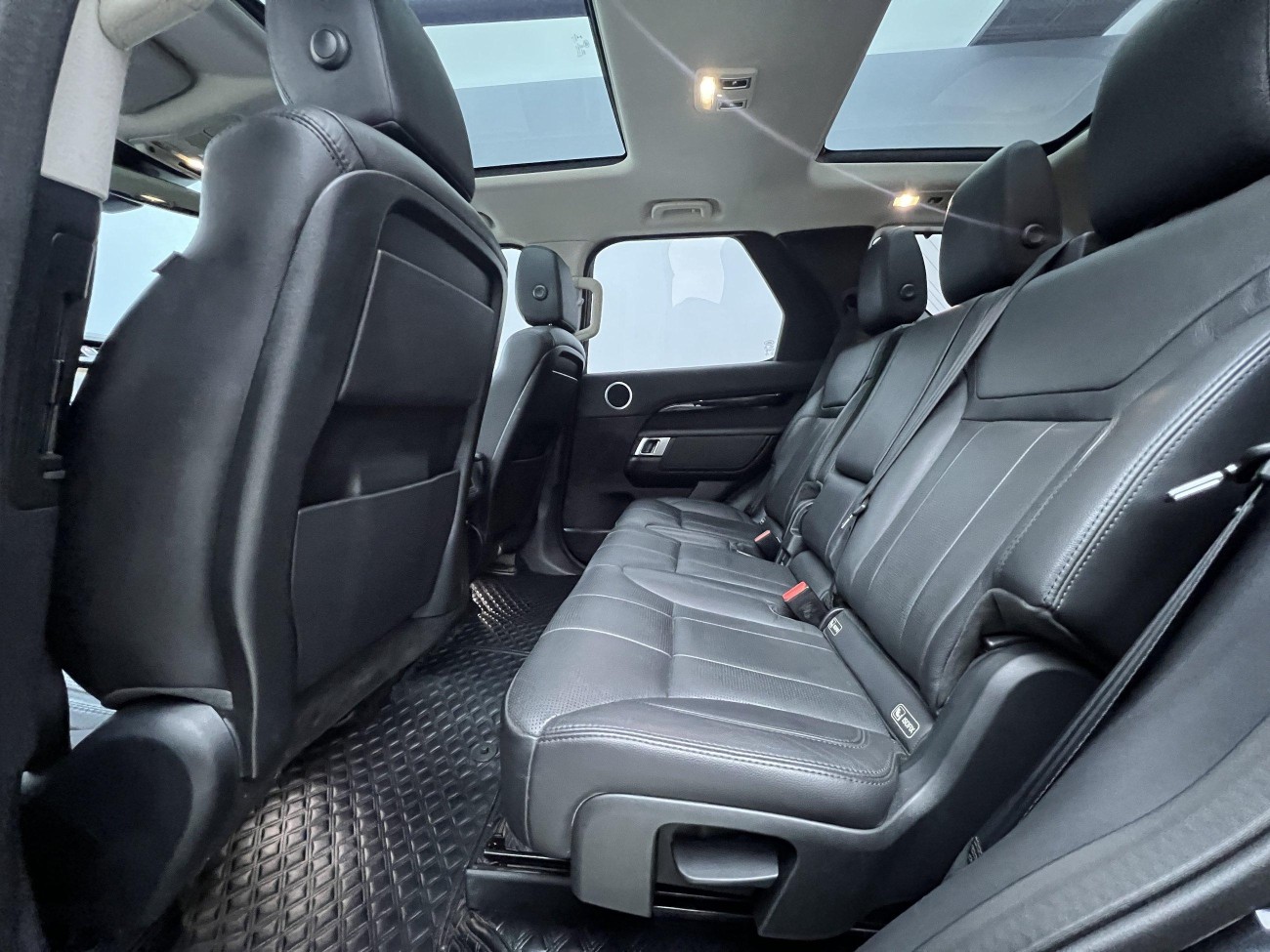 Land Rover Discovery 2018