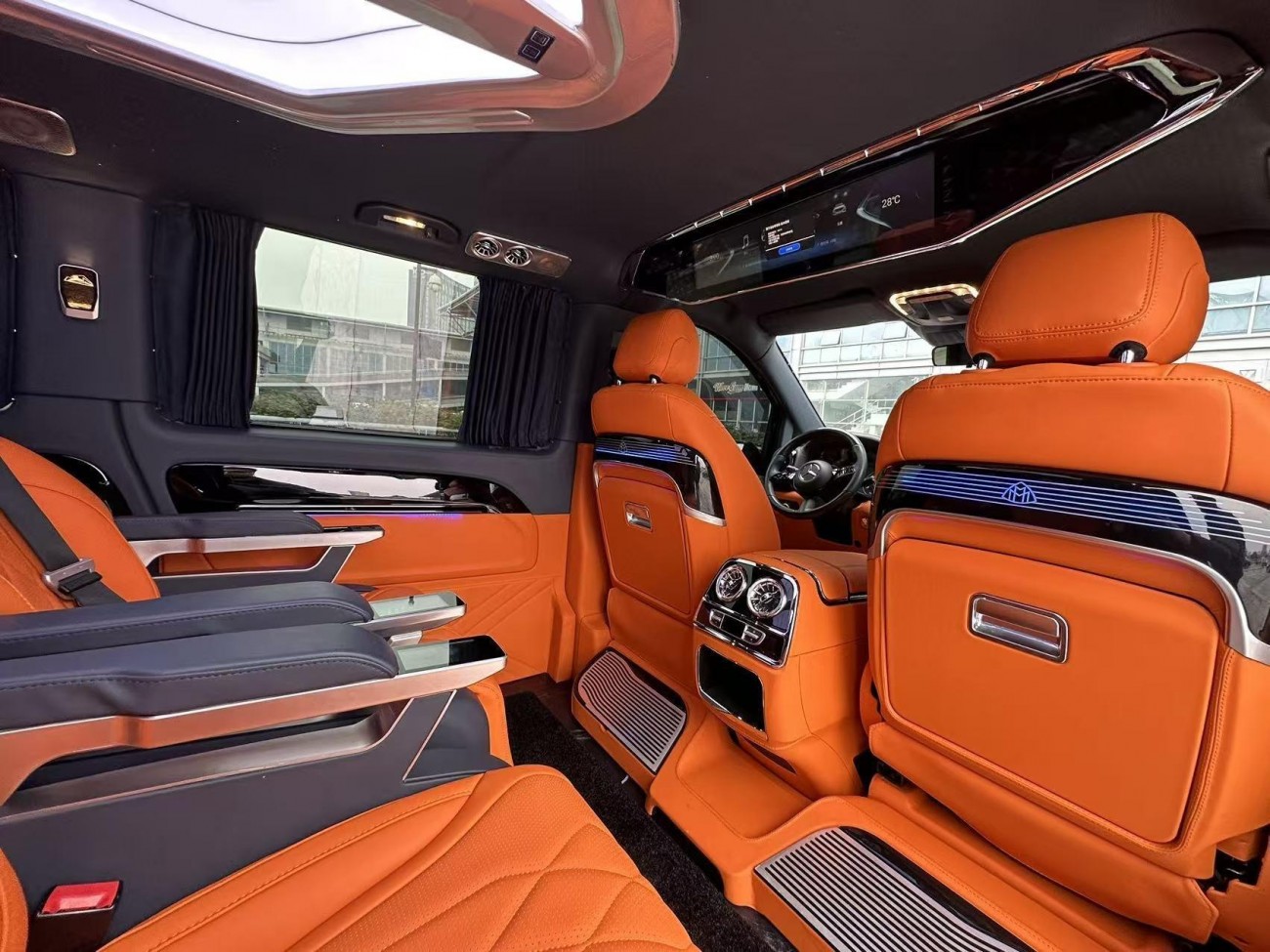 Mercedes-Benz 2024 2025
