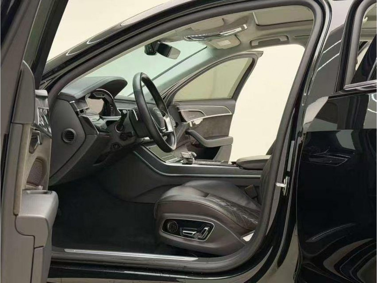 Audi A8L 50 TFSI 2022