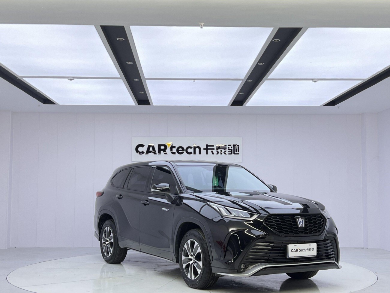 Toyota Crown 2024
