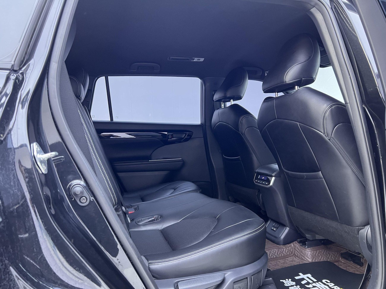 Toyota Crown 2024