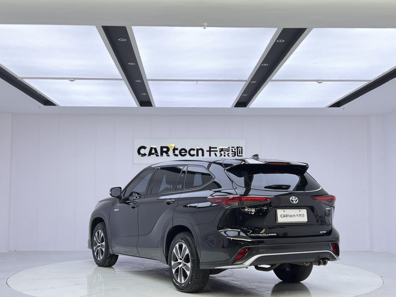Toyota Crown 2024