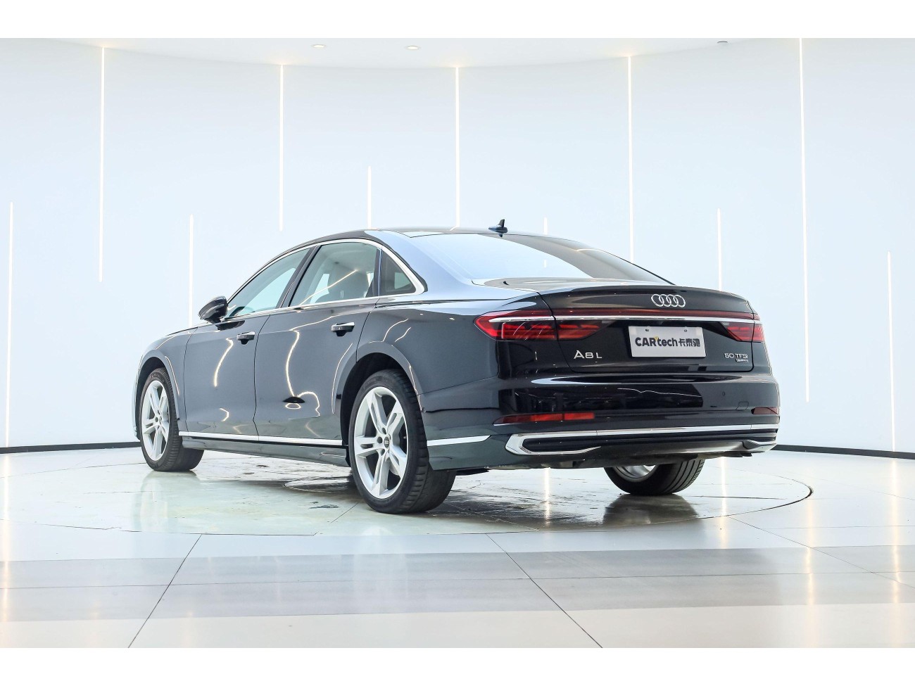 Audi A8L 50 TFSI 2023