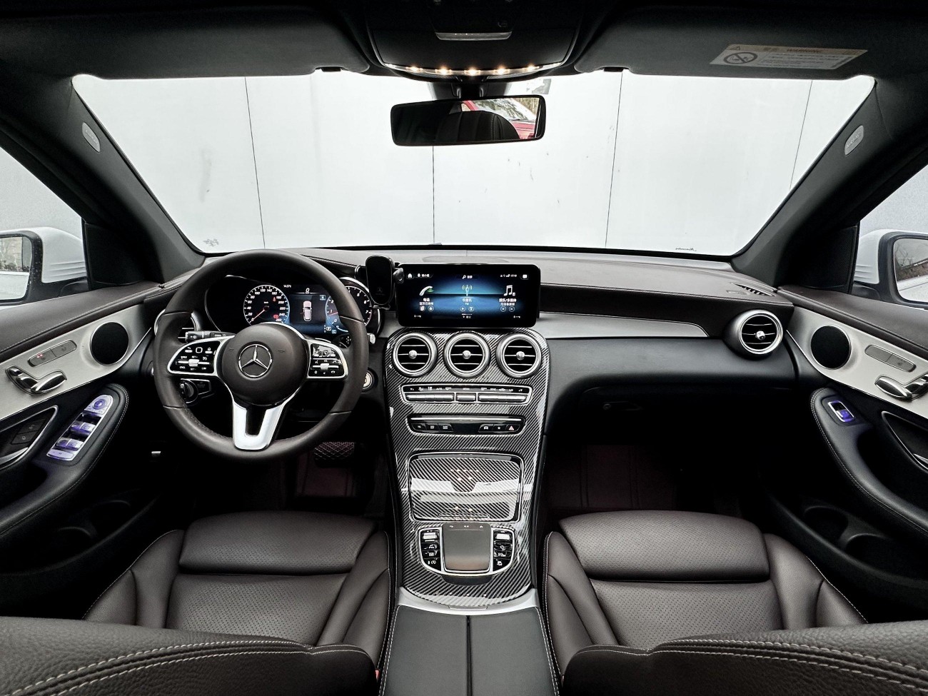 Mercedes-Benz GLC 260 L 2021
