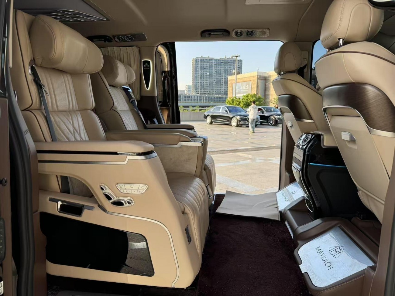 Mercedes-Benz 2021 2023