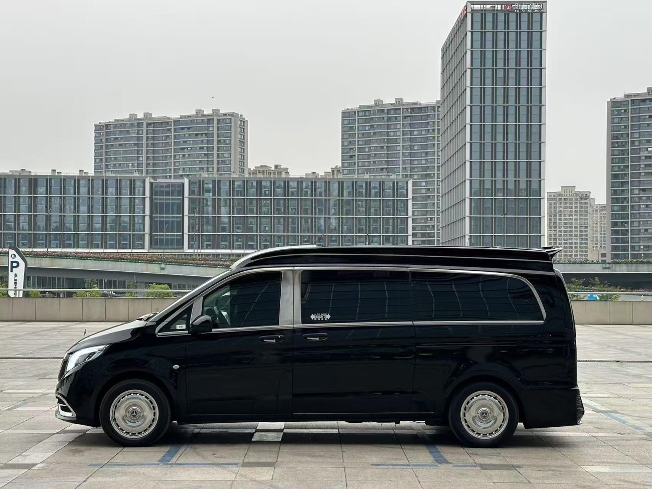 Mercedes-Benz 2023 2023
