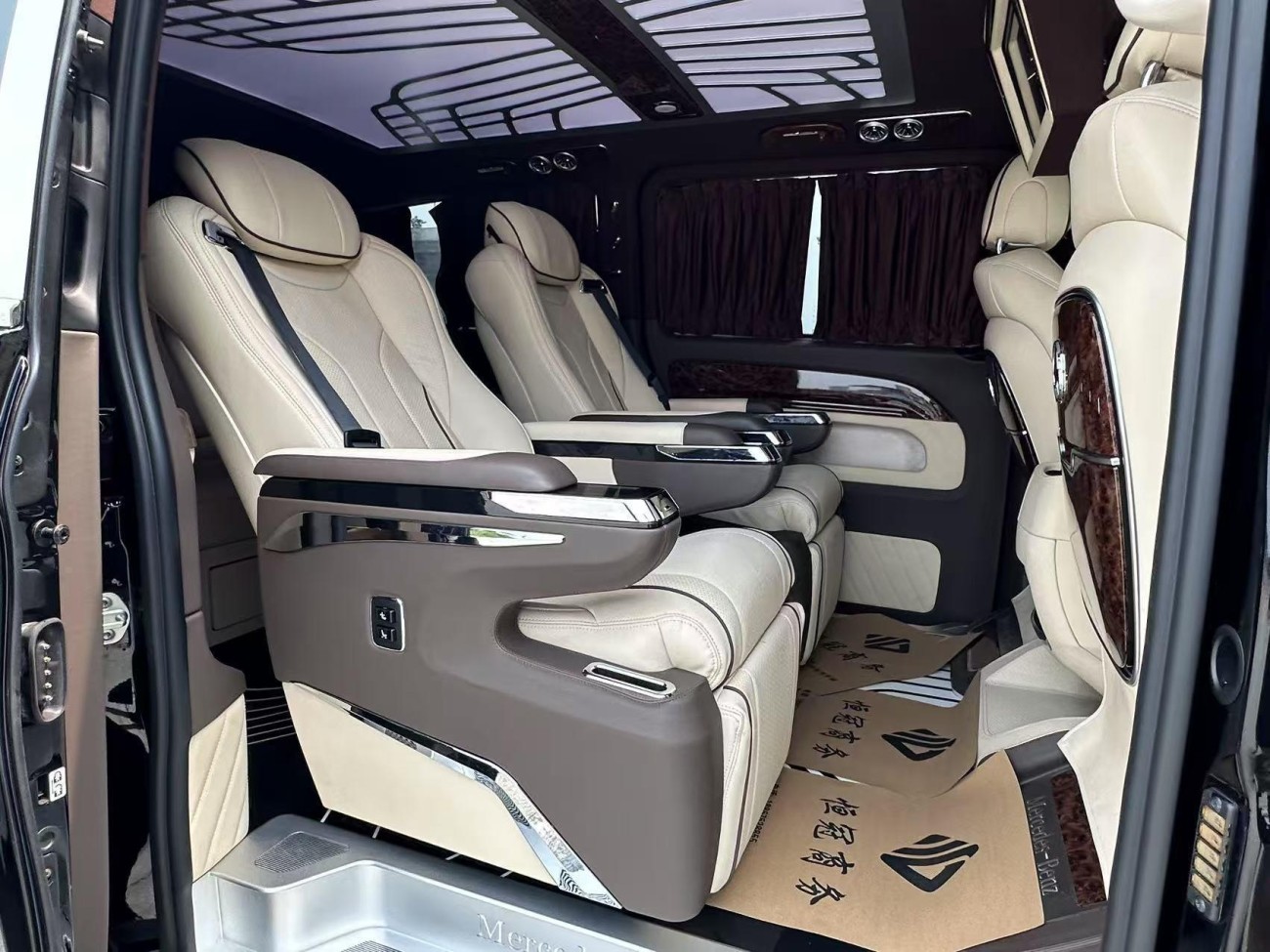 Mercedes-Benz 2021 2022