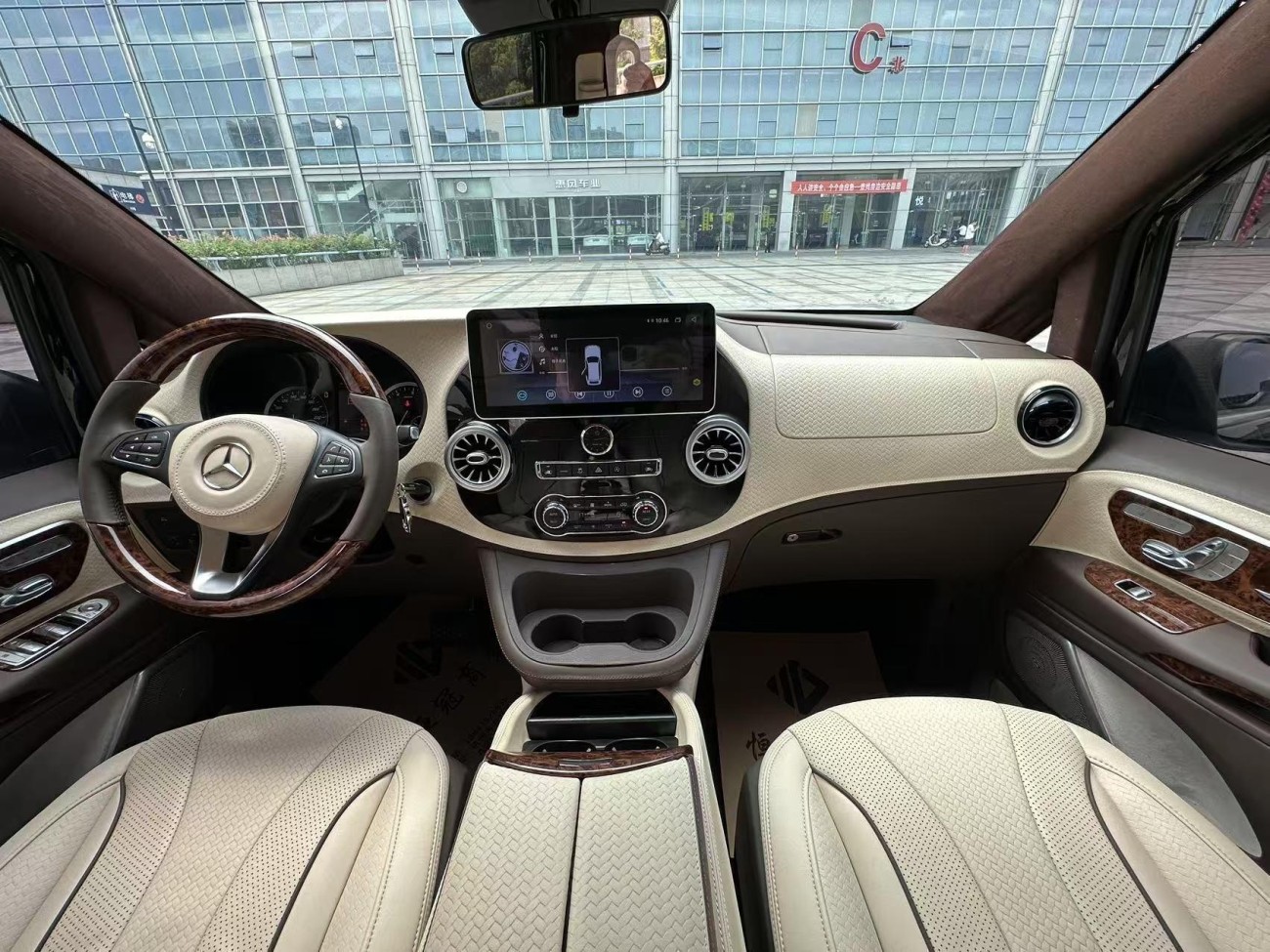 Mercedes-Benz 2021 2022