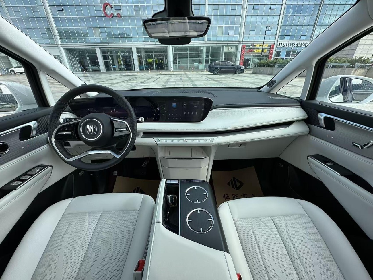 Buick GL8 2025