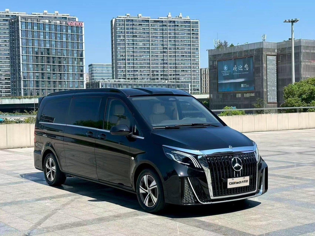 Mercedes-Benz 2024 2025