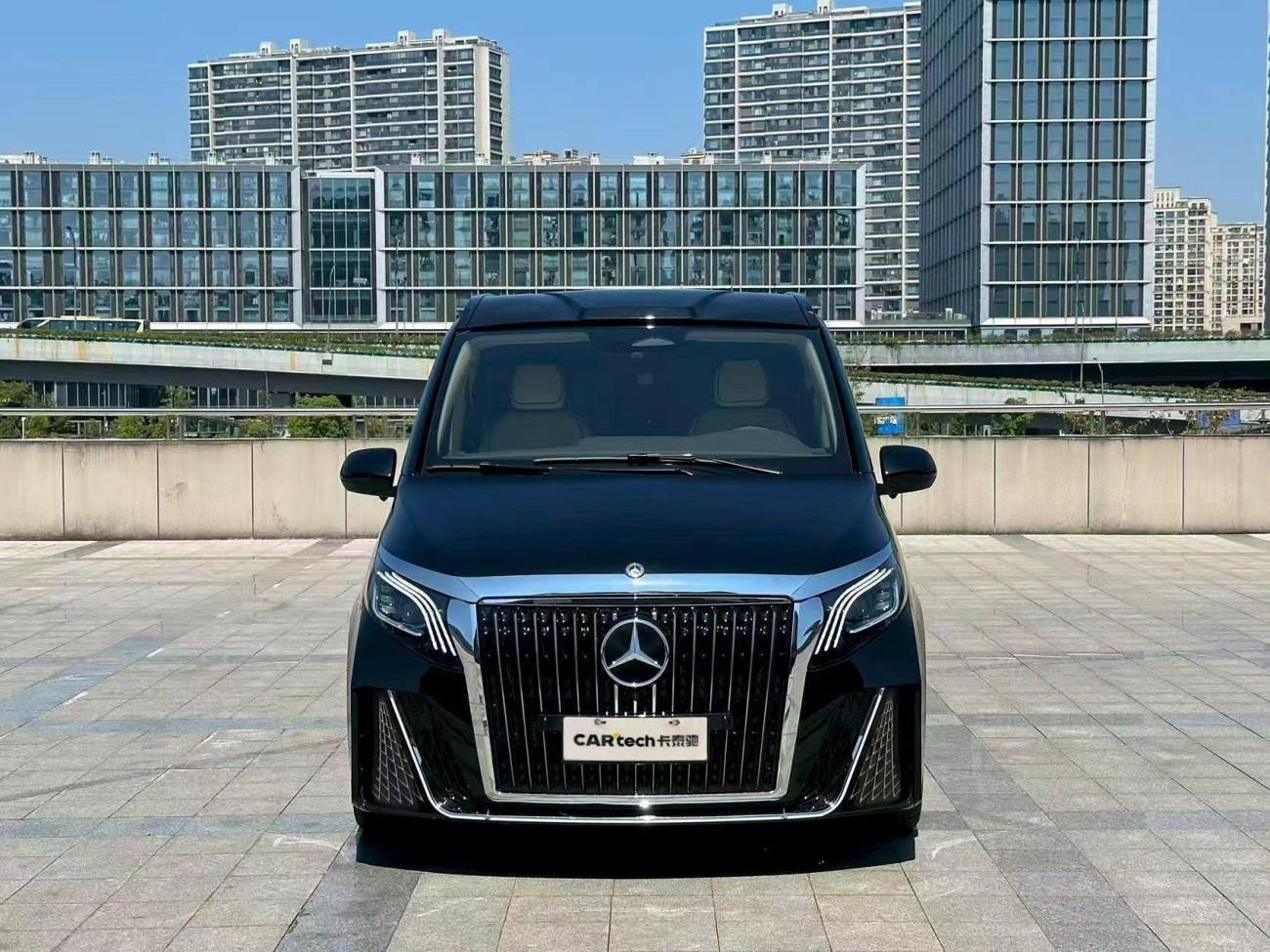 Mercedes-Benz 2024 2025