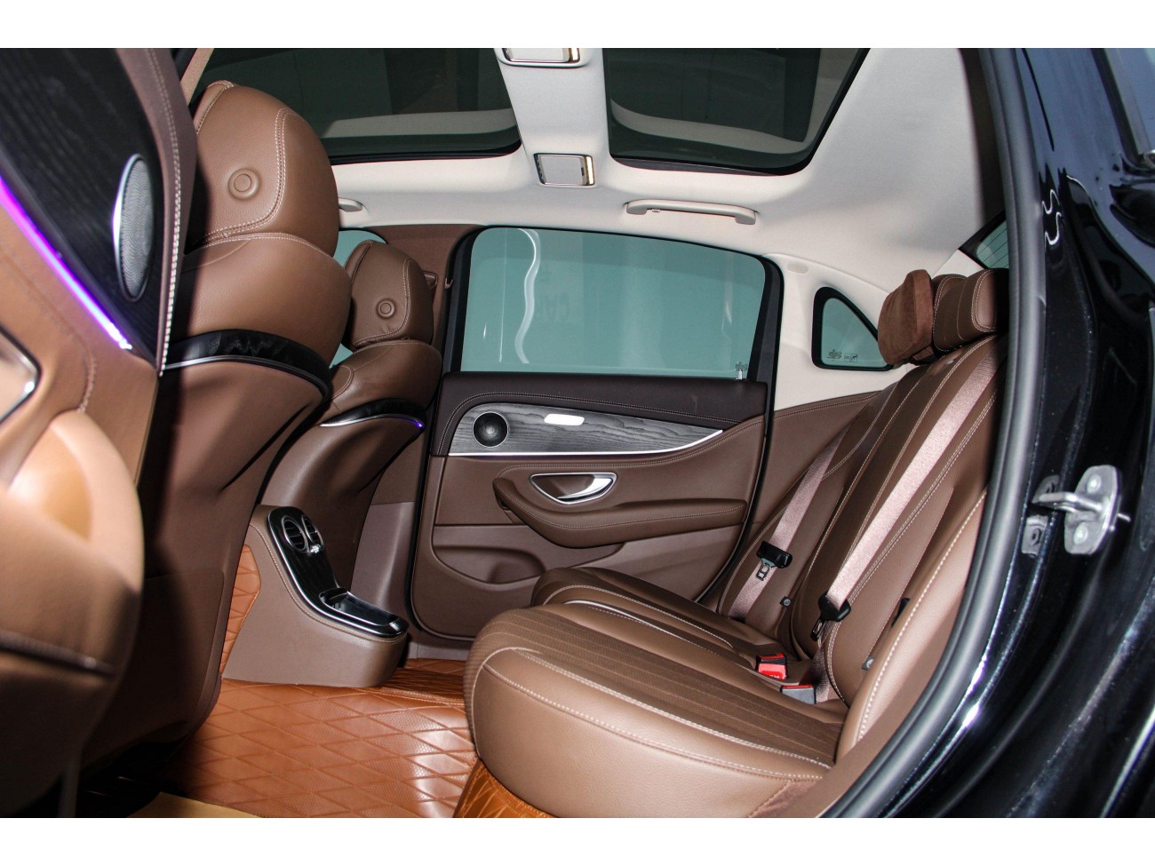 Mercedes-Benz E 300 L 2023
