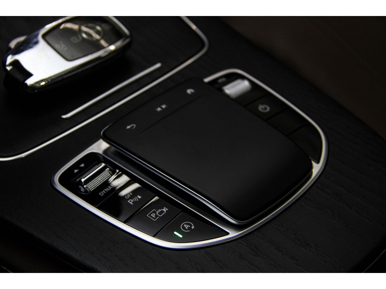 Mercedes-Benz E 300 L 2023