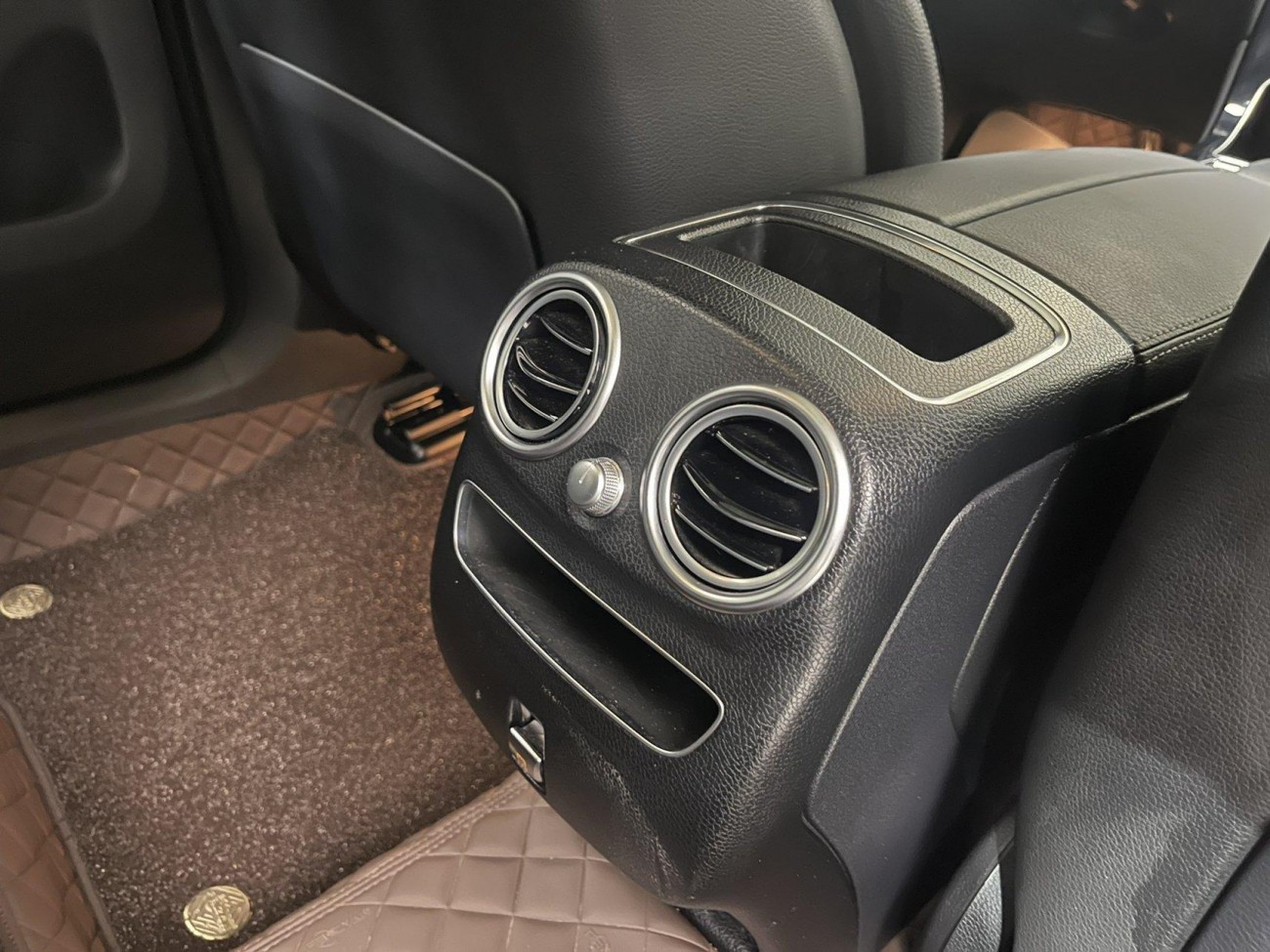 Mercedes-Benz GLC 260 L 2022