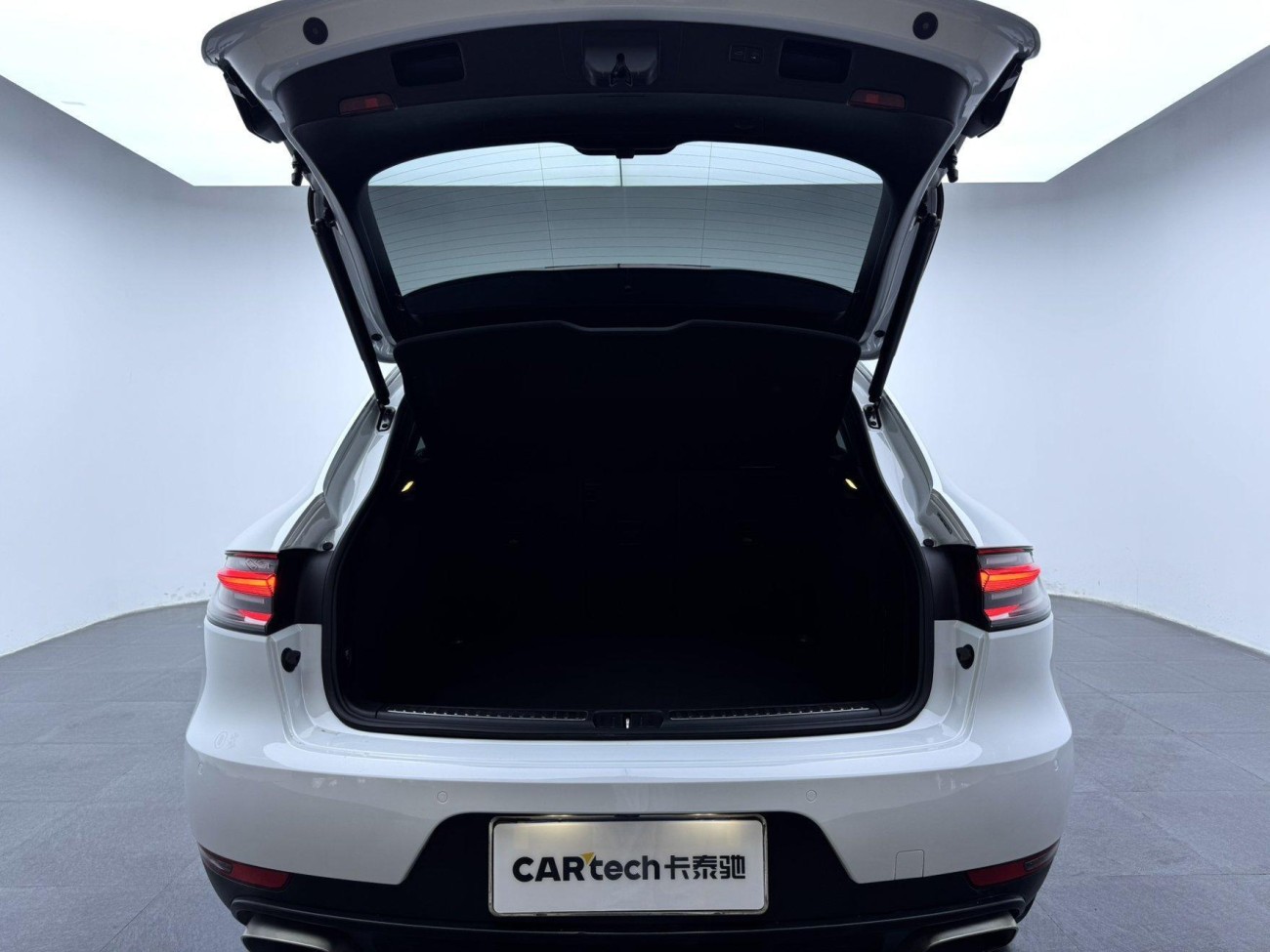 Porsche Macan 2020
