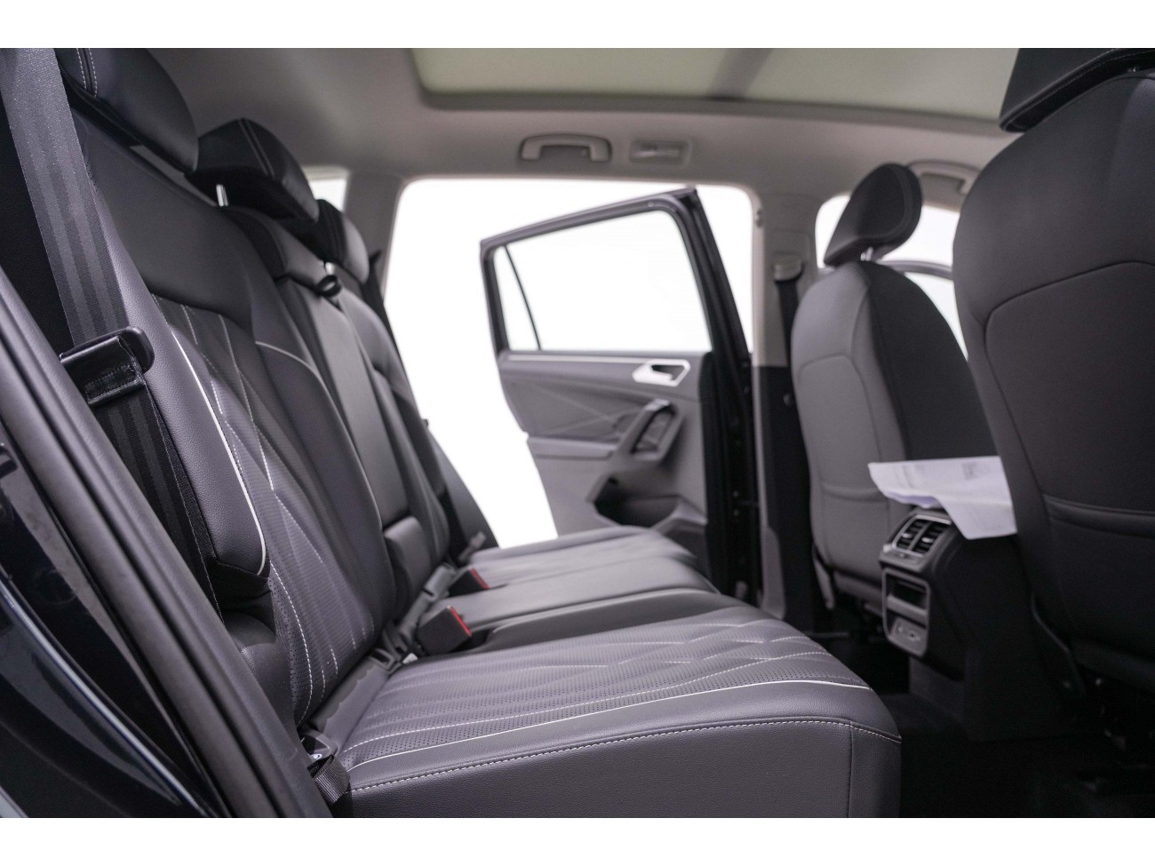 Volkswagen Tiguan L 2022