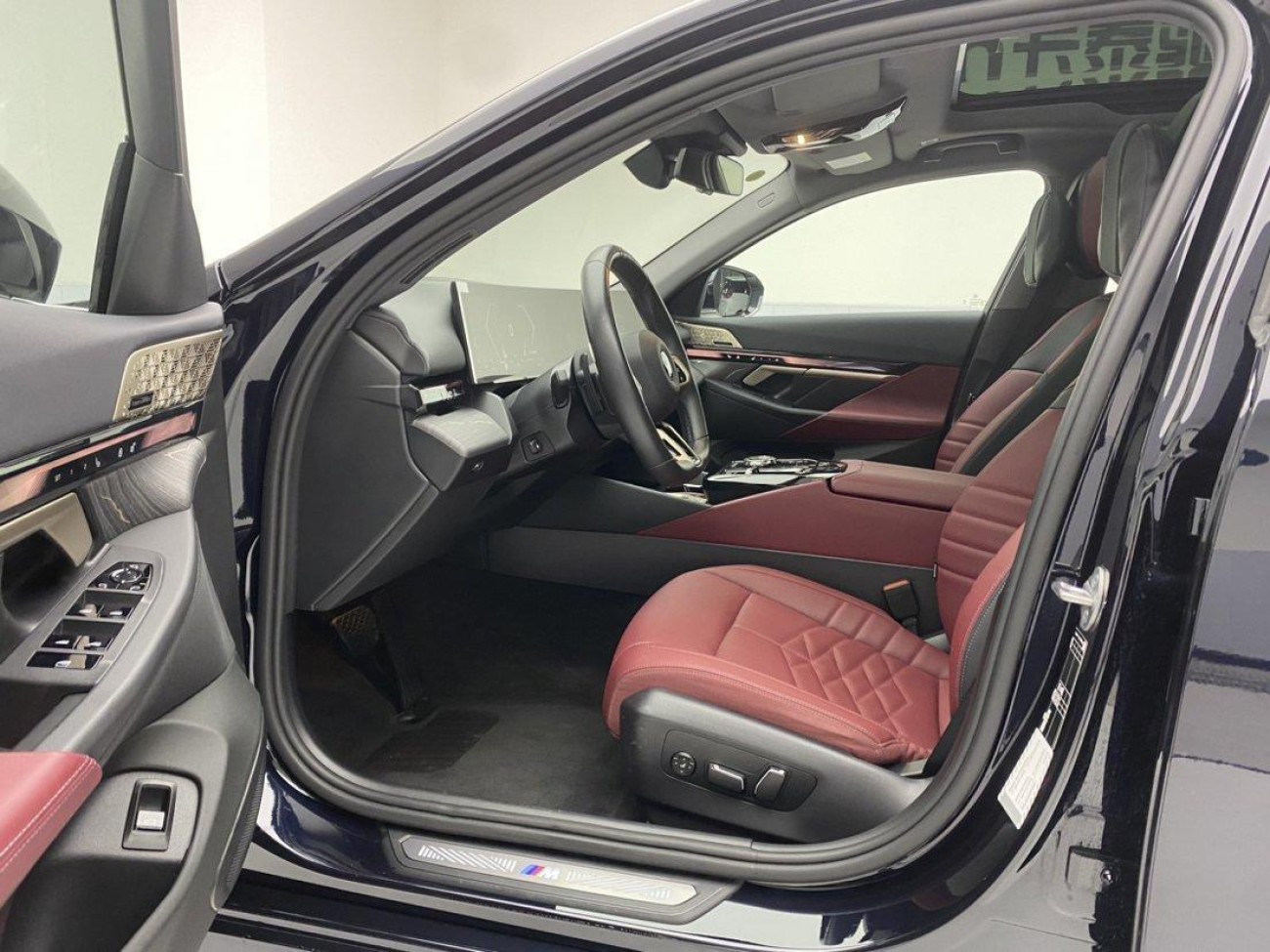 BMW 530Li 2025