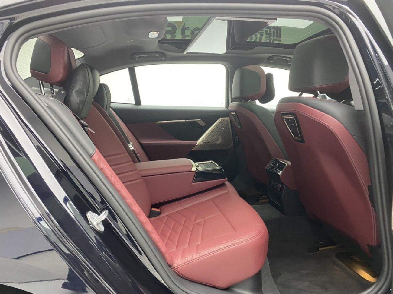 BMW 530Li 2025