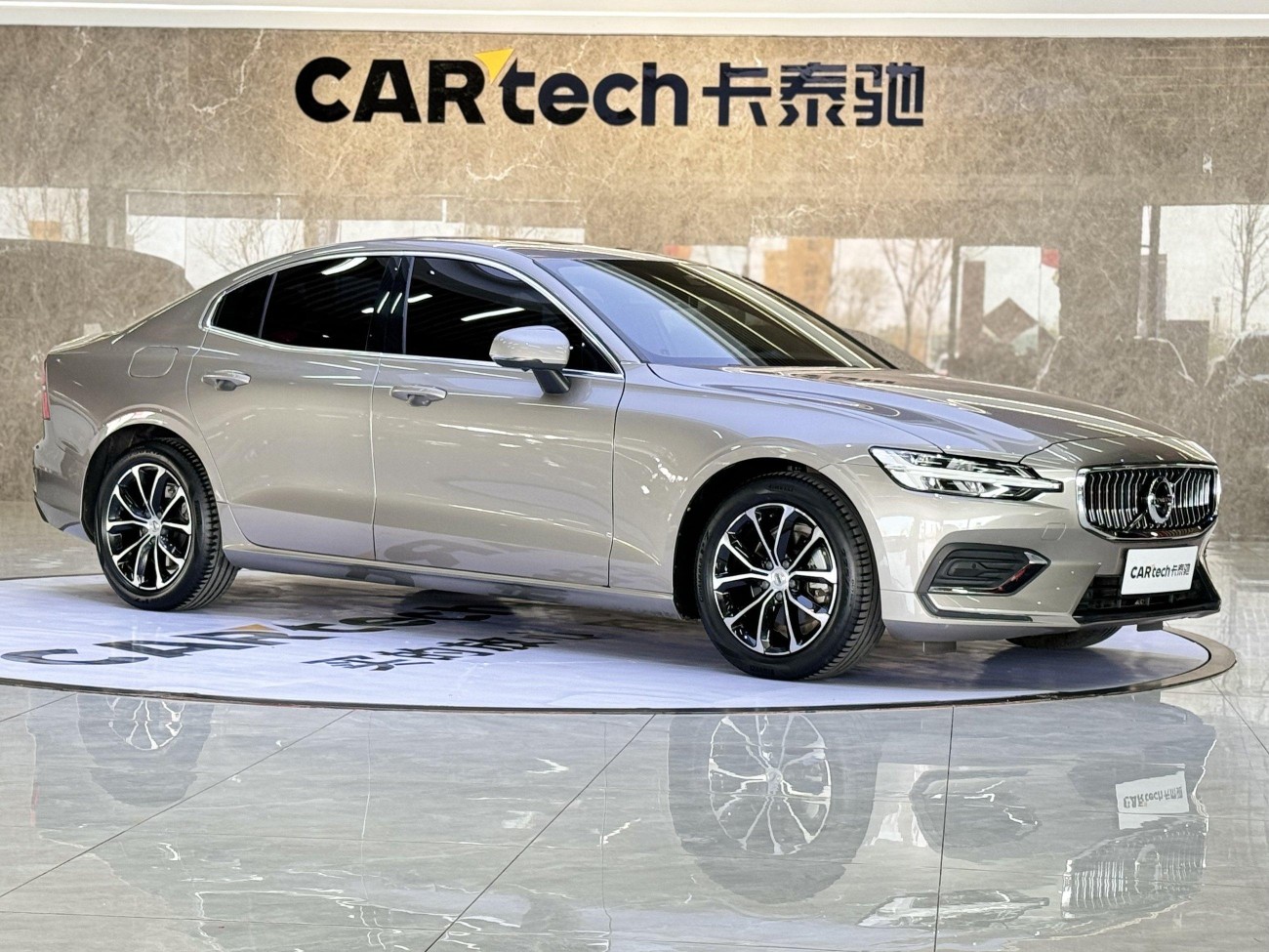 Volvo S60 2022
