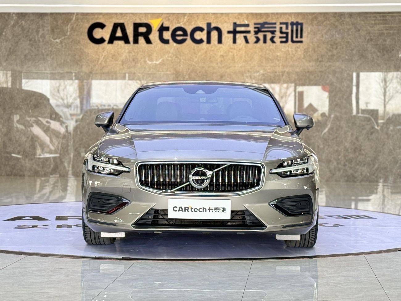 Volvo S60 2022