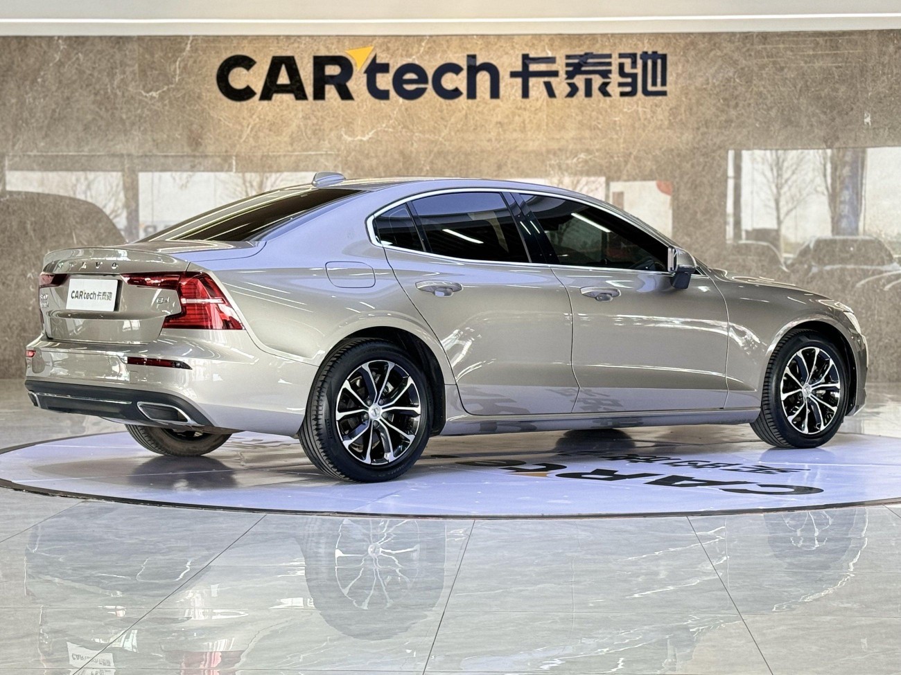 Volvo S60 2022