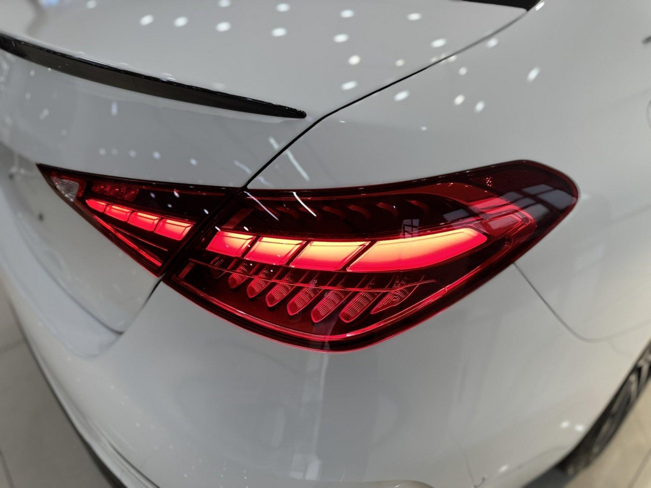 Mercedes-Benz C 260 L 2023