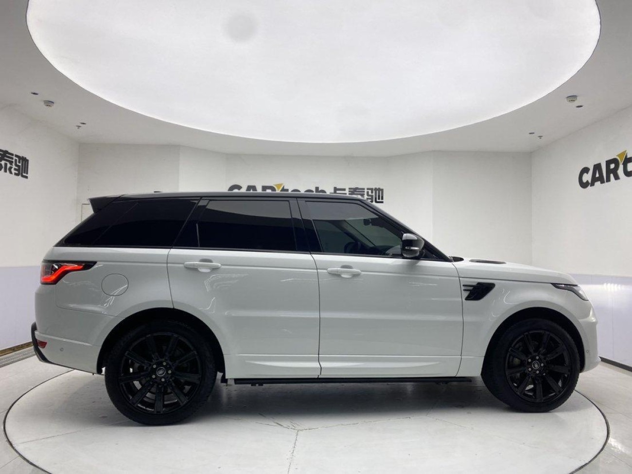 Land Rover Range Rover Sport 2021