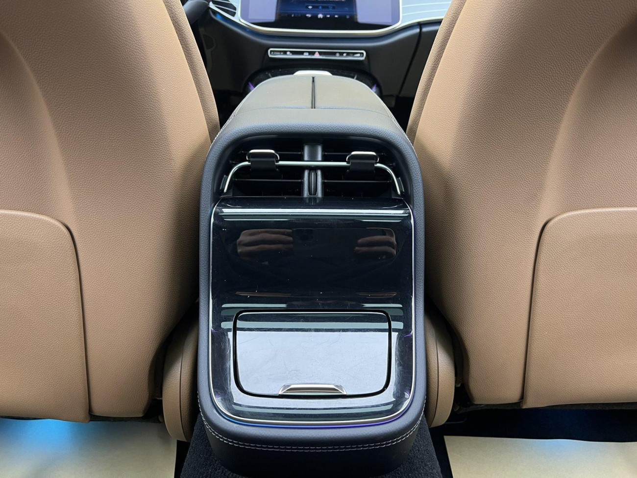 Mercedes-Benz E 260 L 2024