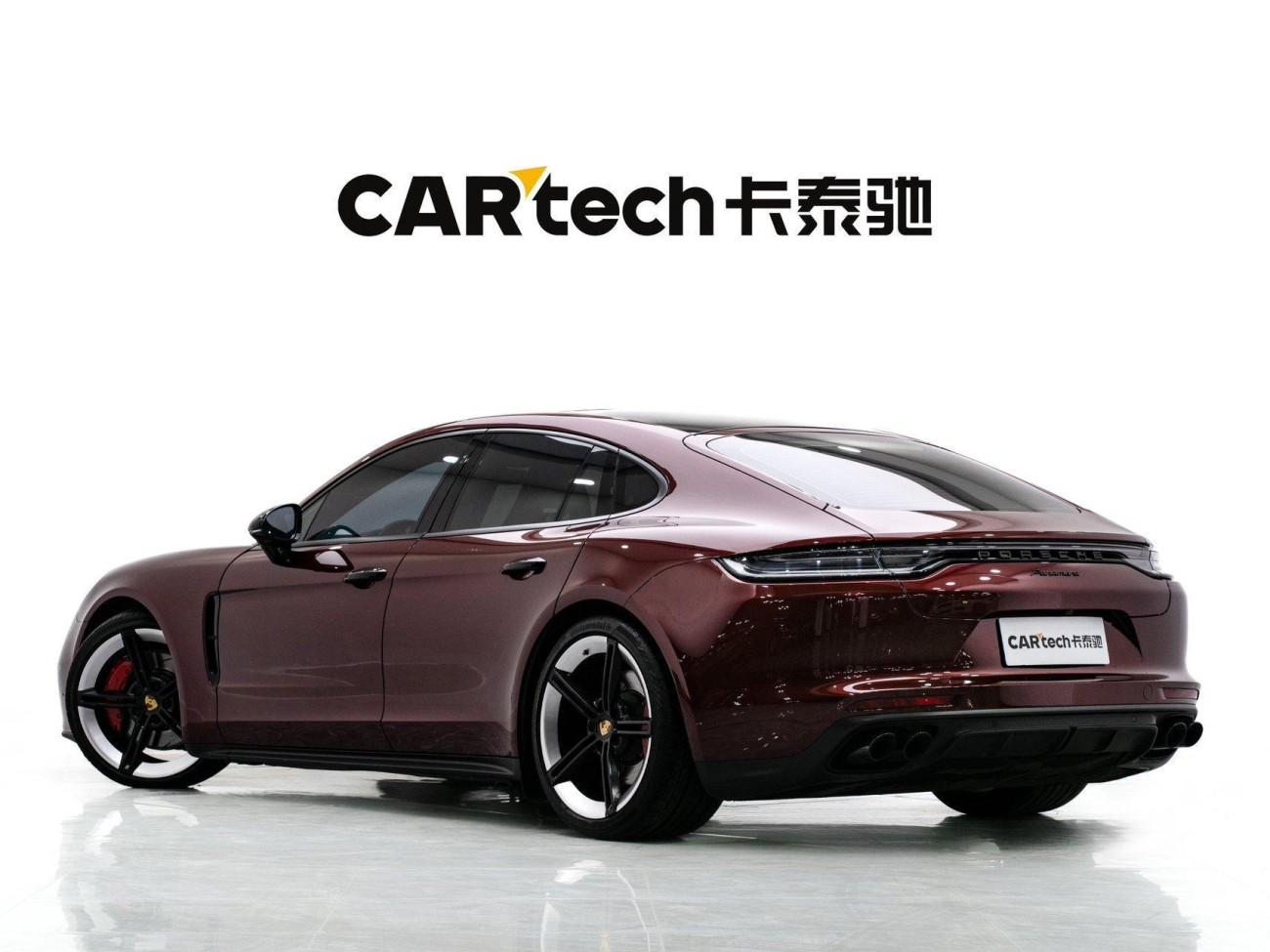 Porsche Panamera 2021