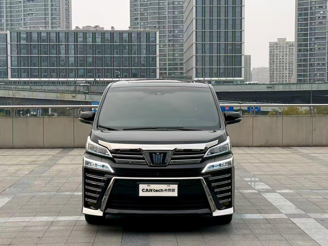 Toyota Vellfire 2022