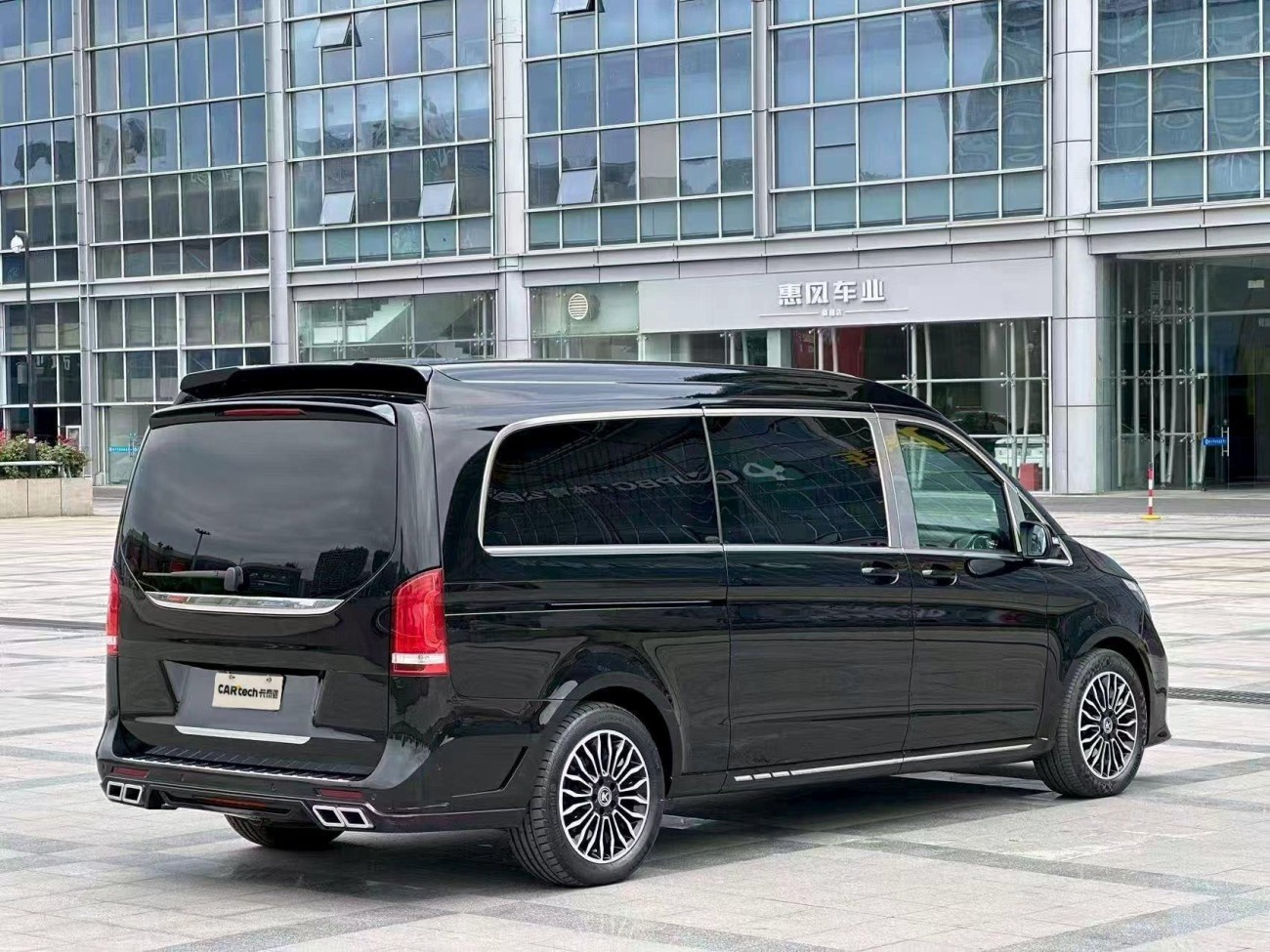 Mercedes-Benz V 2022