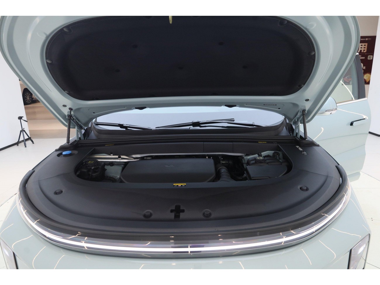 Li Auto L6 2025