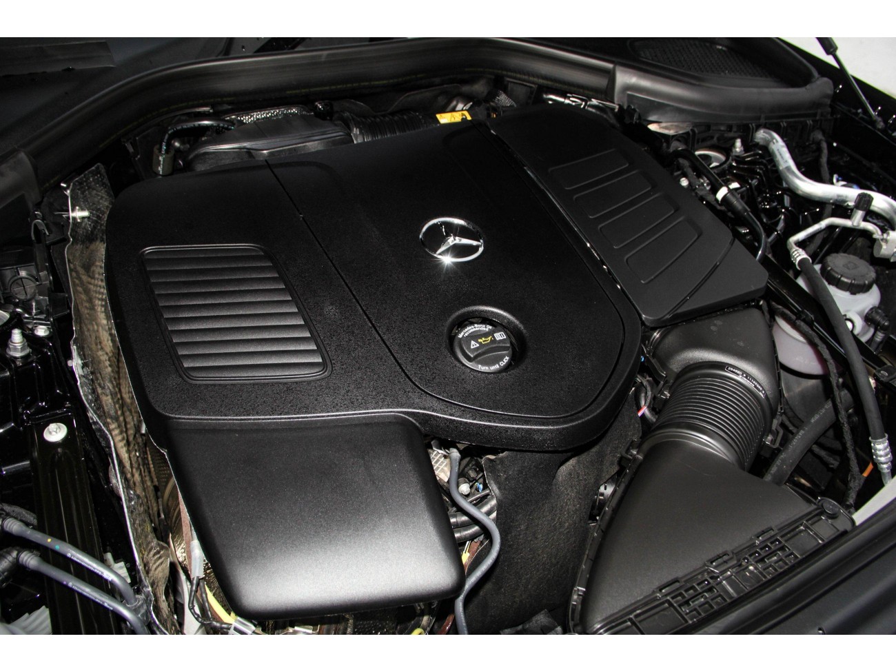 Mercedes-Benz GLC 260 L 2025