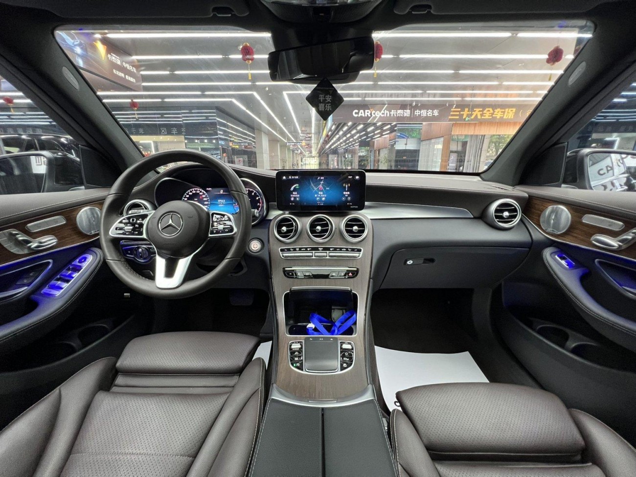 Mercedes-Benz GLC 300 L 2021