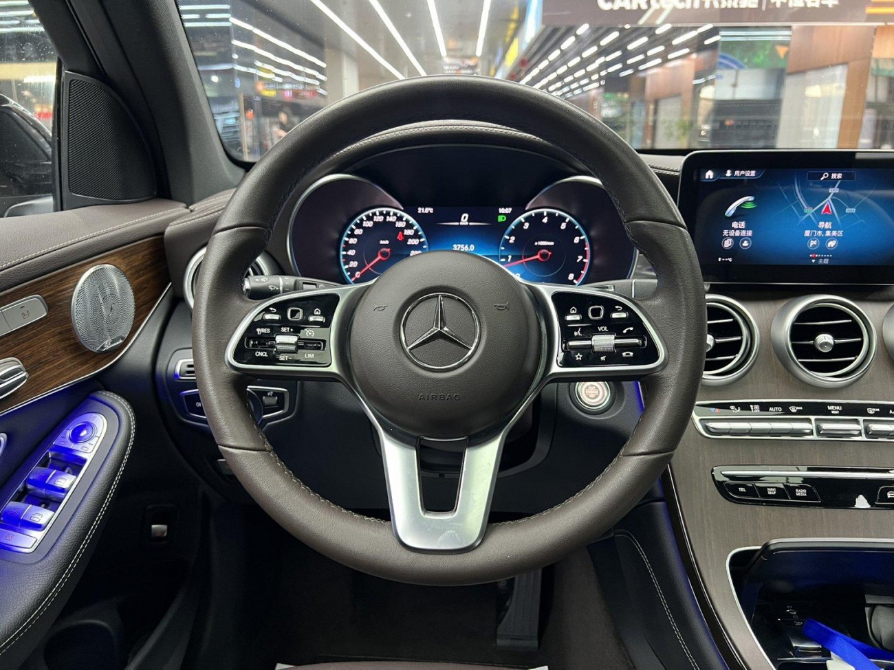 Mercedes-Benz GLC 300 L 2021
