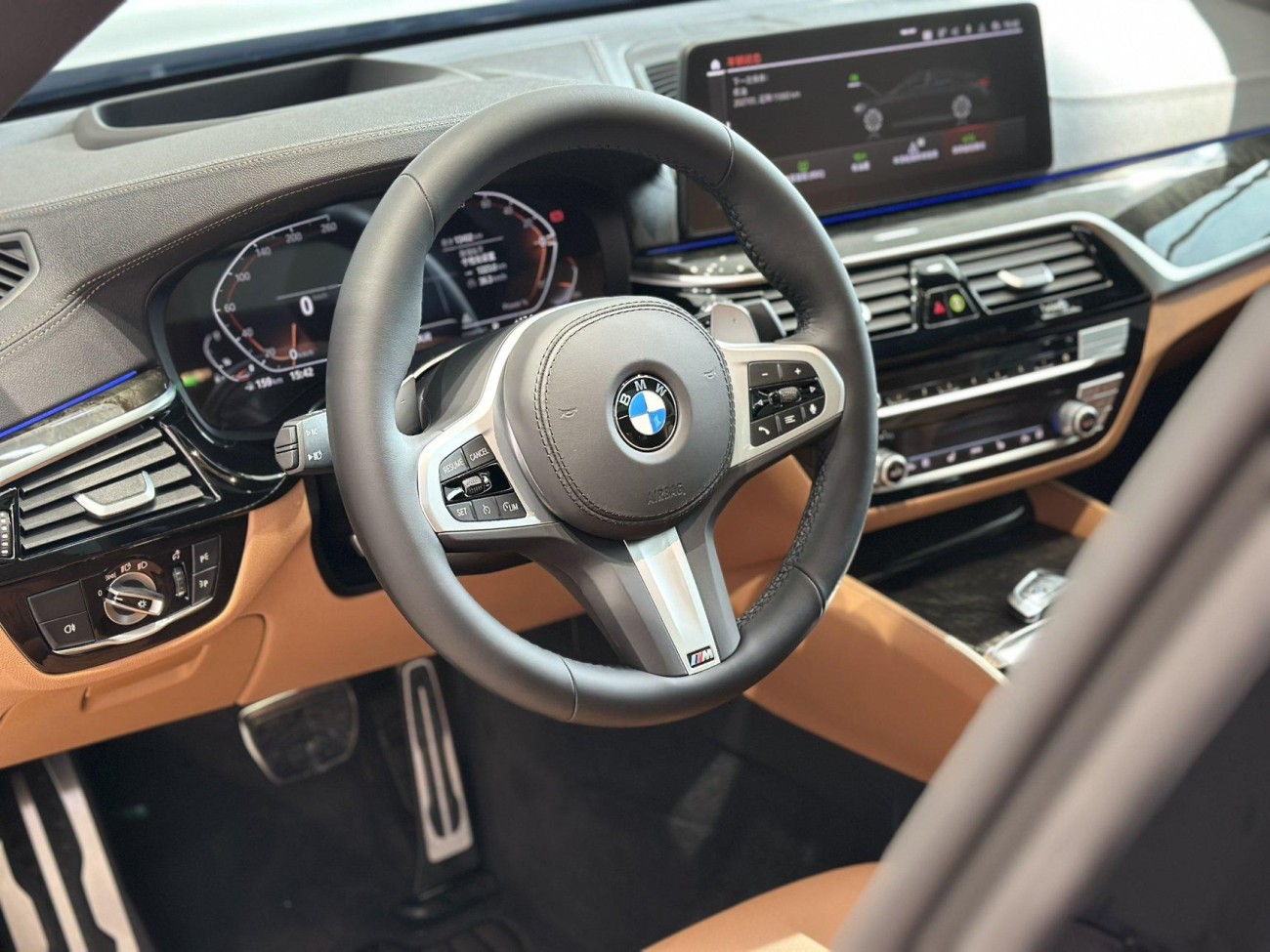 BMW 6GT 2024