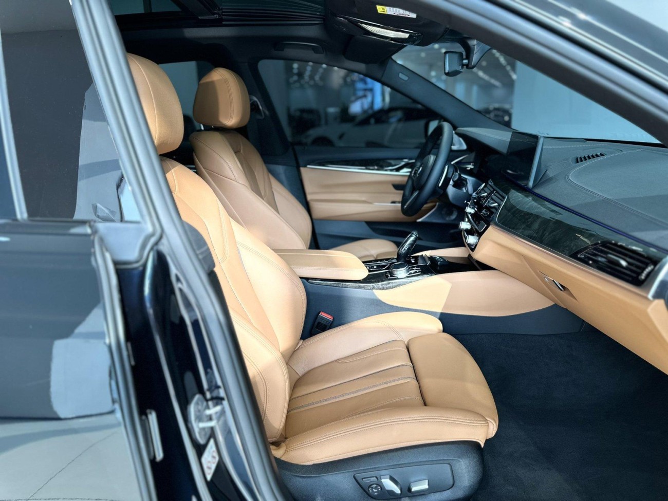 BMW 6GT 2024
