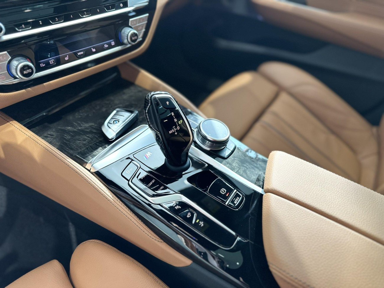 BMW 6GT 2024