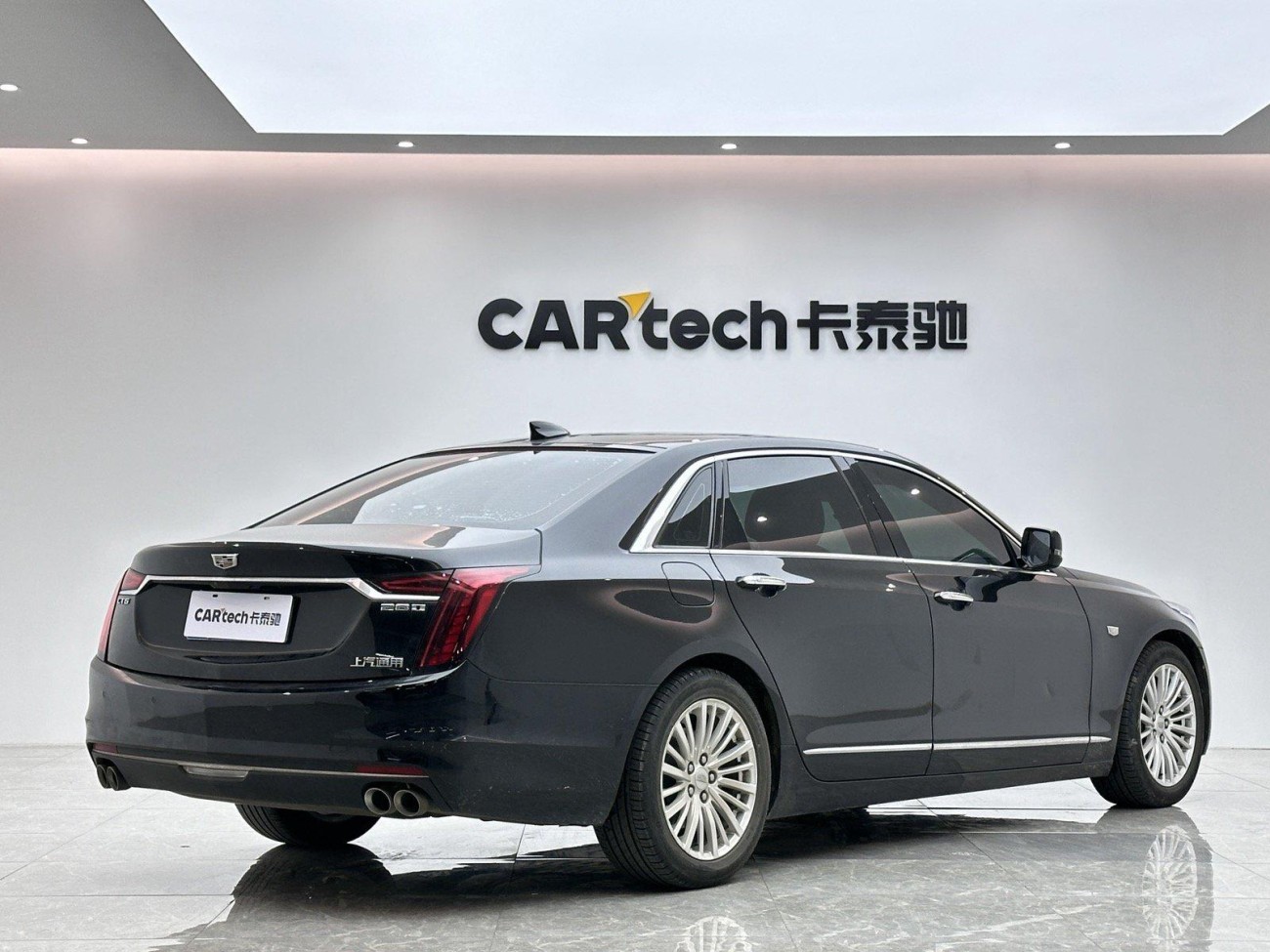 Cadillac CT6 2021