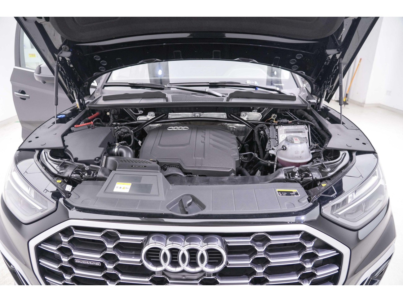 Audi Q5L 40 TFSI 2024