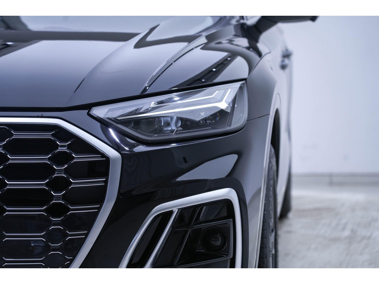 Audi Q5L 40 TFSI 2024