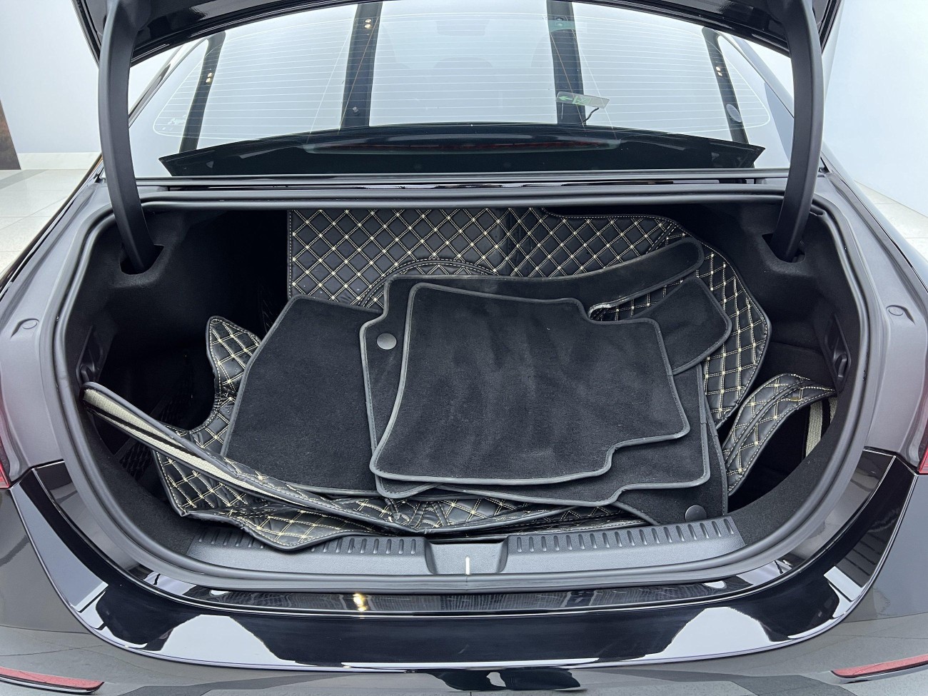 Mercedes-Benz E 300 L 2024