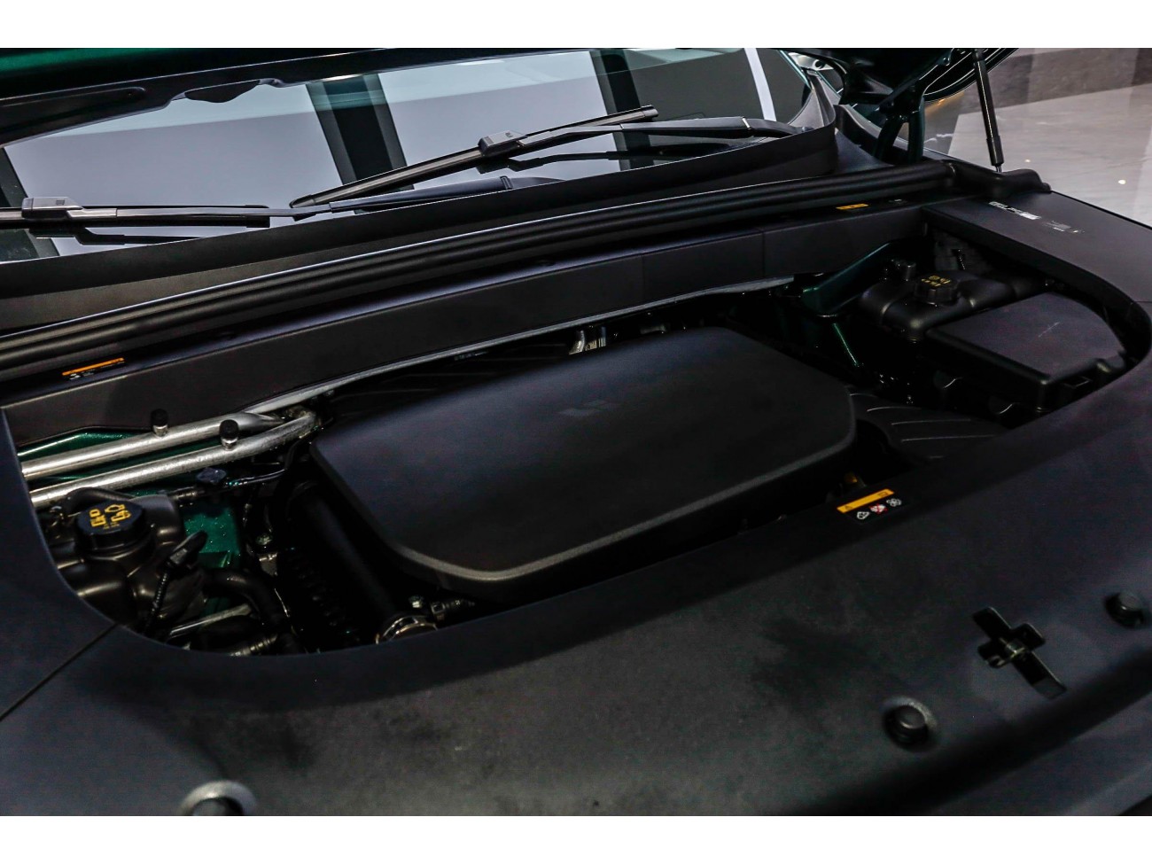 Li Auto L6 2025