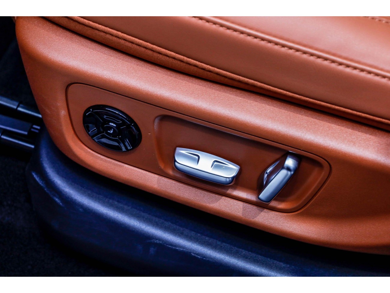 Li Auto L6 2025